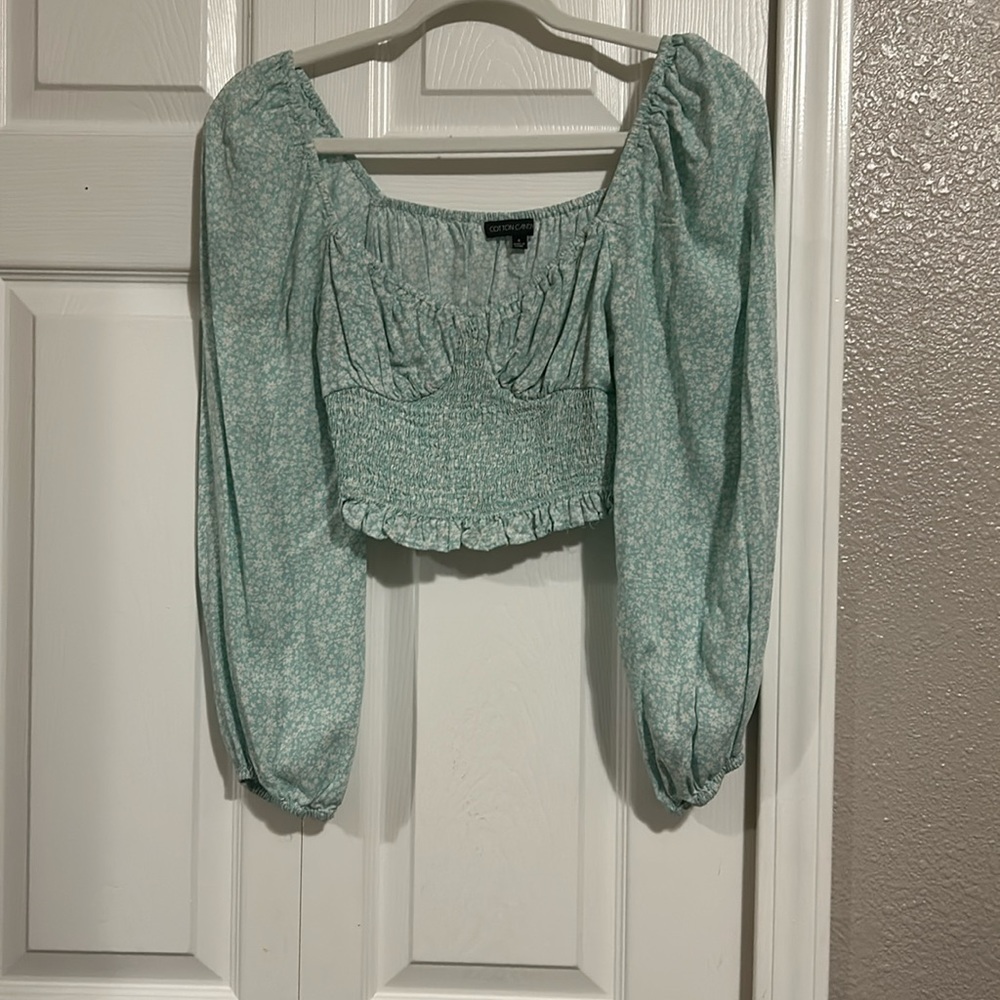 NWOT Cotton Candy Blue Floral Crop Top Size Small